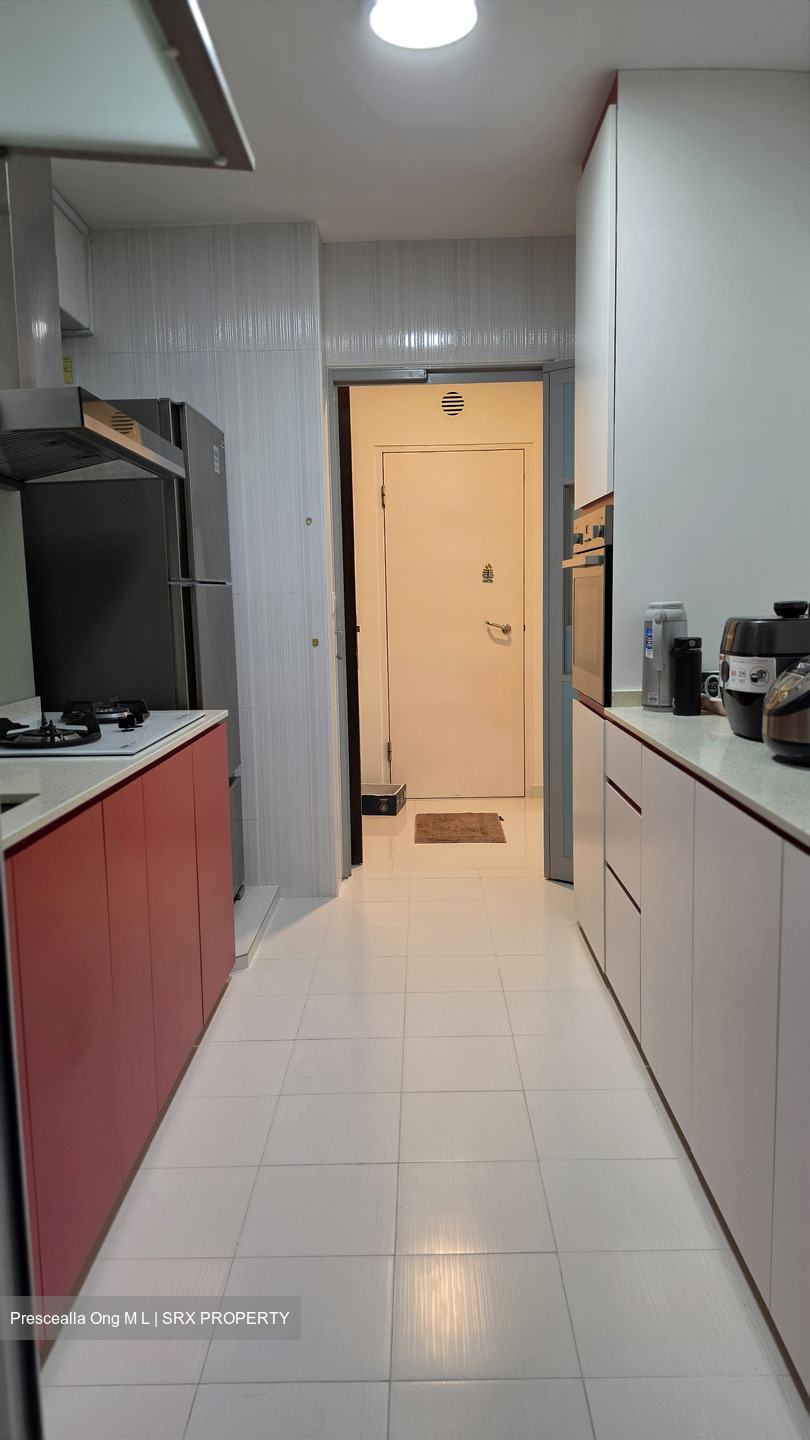 Blk 194B Skyline I @ Bukit Batok (Bukit Batok), HDB 5 Rooms #590675641